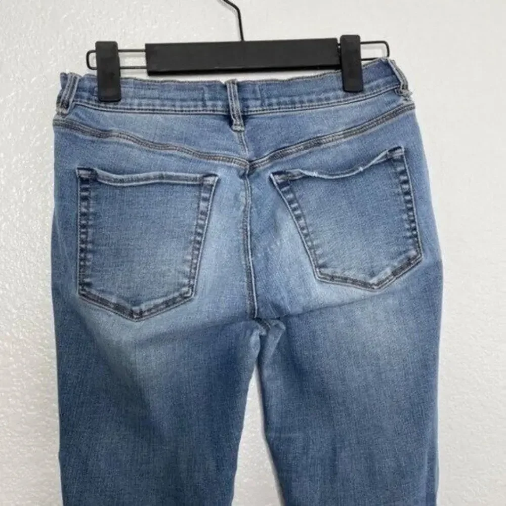 Pacsun Womens Jeans Size 26 Denim Blue Casual Raw Hem Distressed Ankle Legging - Picture 14 of 16